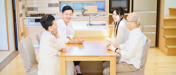 二世帯住宅を建てるのにかかる予算相場はいくら？｜【価格別】間取り例3選もご紹介！